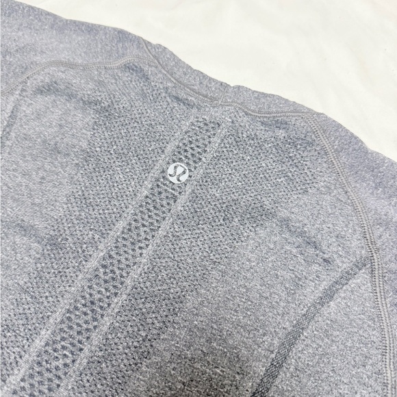 Lululemon Swiftly Tech Short Sleeve Crew - Picture 9 of 9